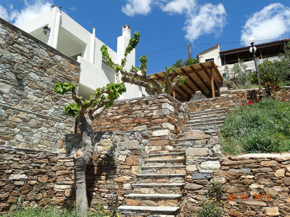 Balkonikarystos Apartamento Exterior foto