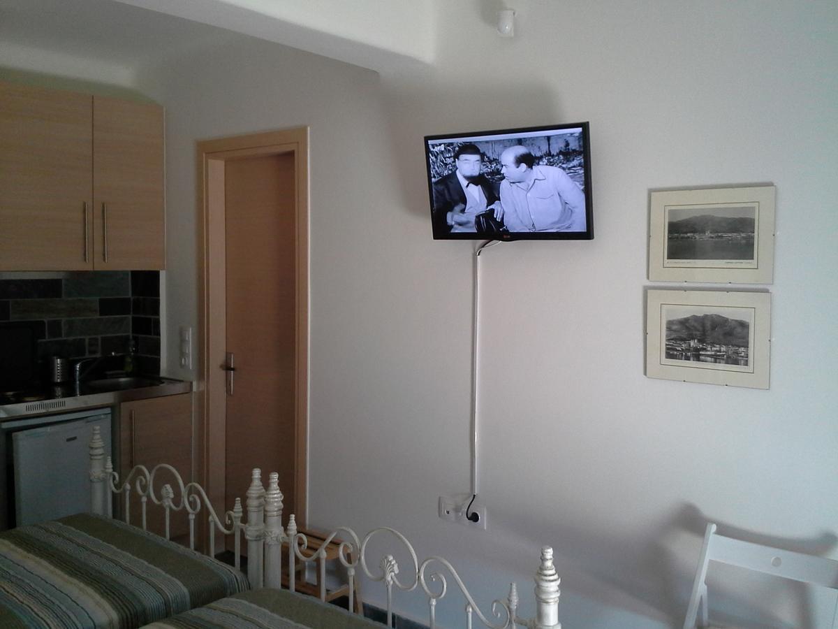 Balkonikarystos Apartamento Exterior foto